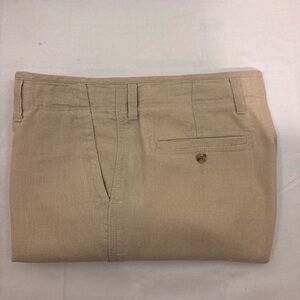 Tommy Bahama silk linen cargo pants size 33

In Excellent Condition!